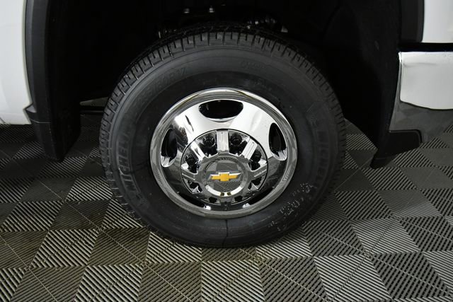 New 2026 Chevrolet Silverado 3500 LT w/ Convenience Package image 17