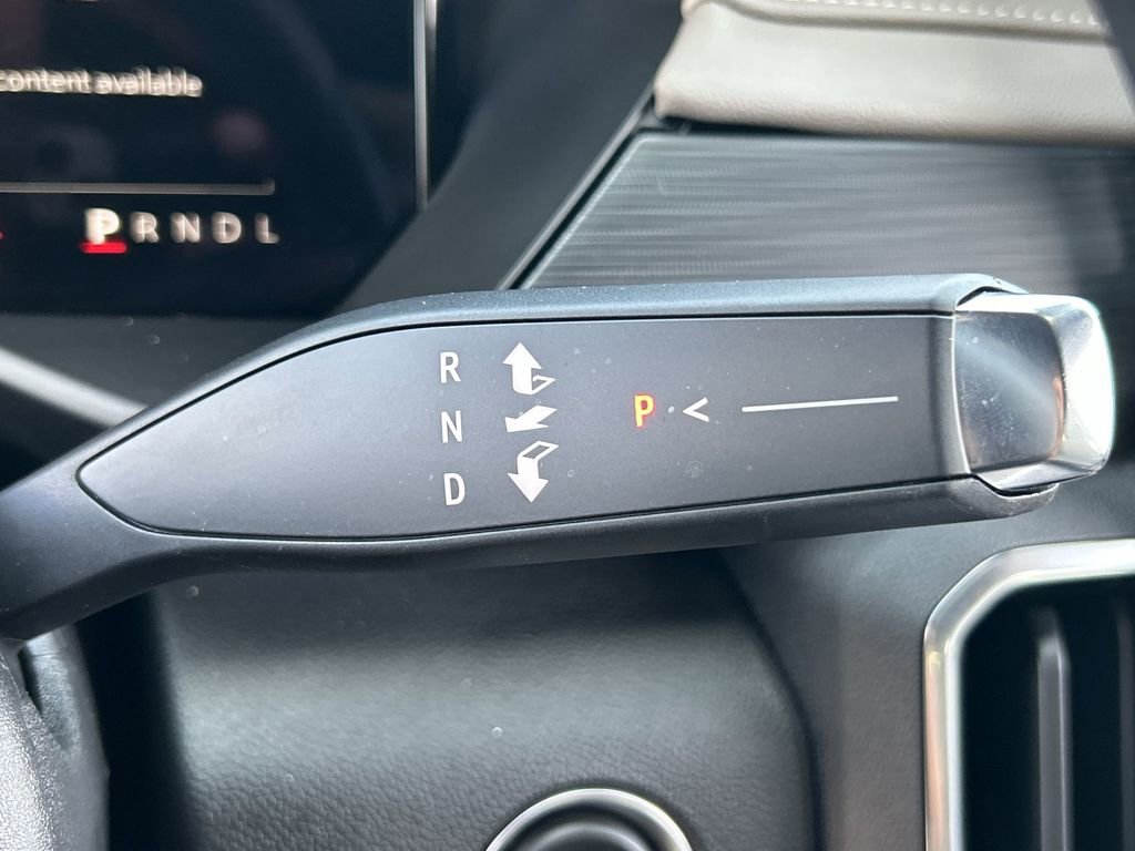 New 2025 GMC Acadia Elevation image 16