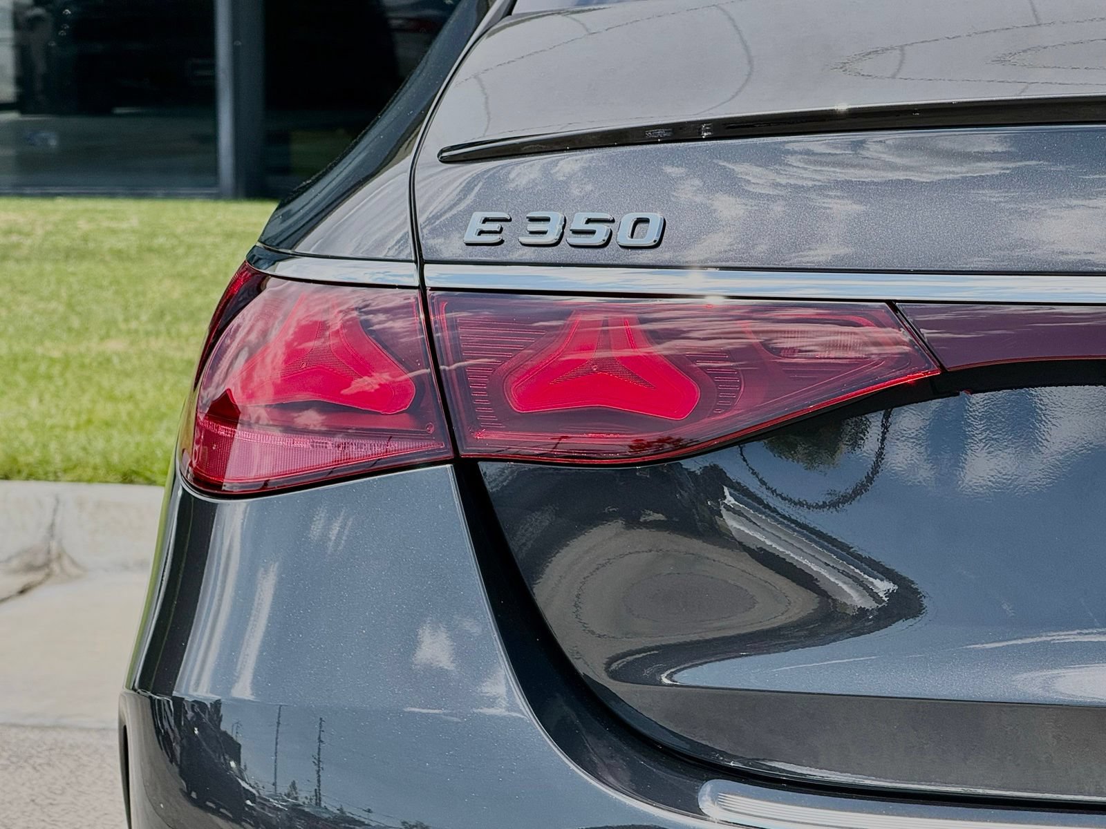 Used 2026 Mercedes-Benz E 350 Sedan image 11