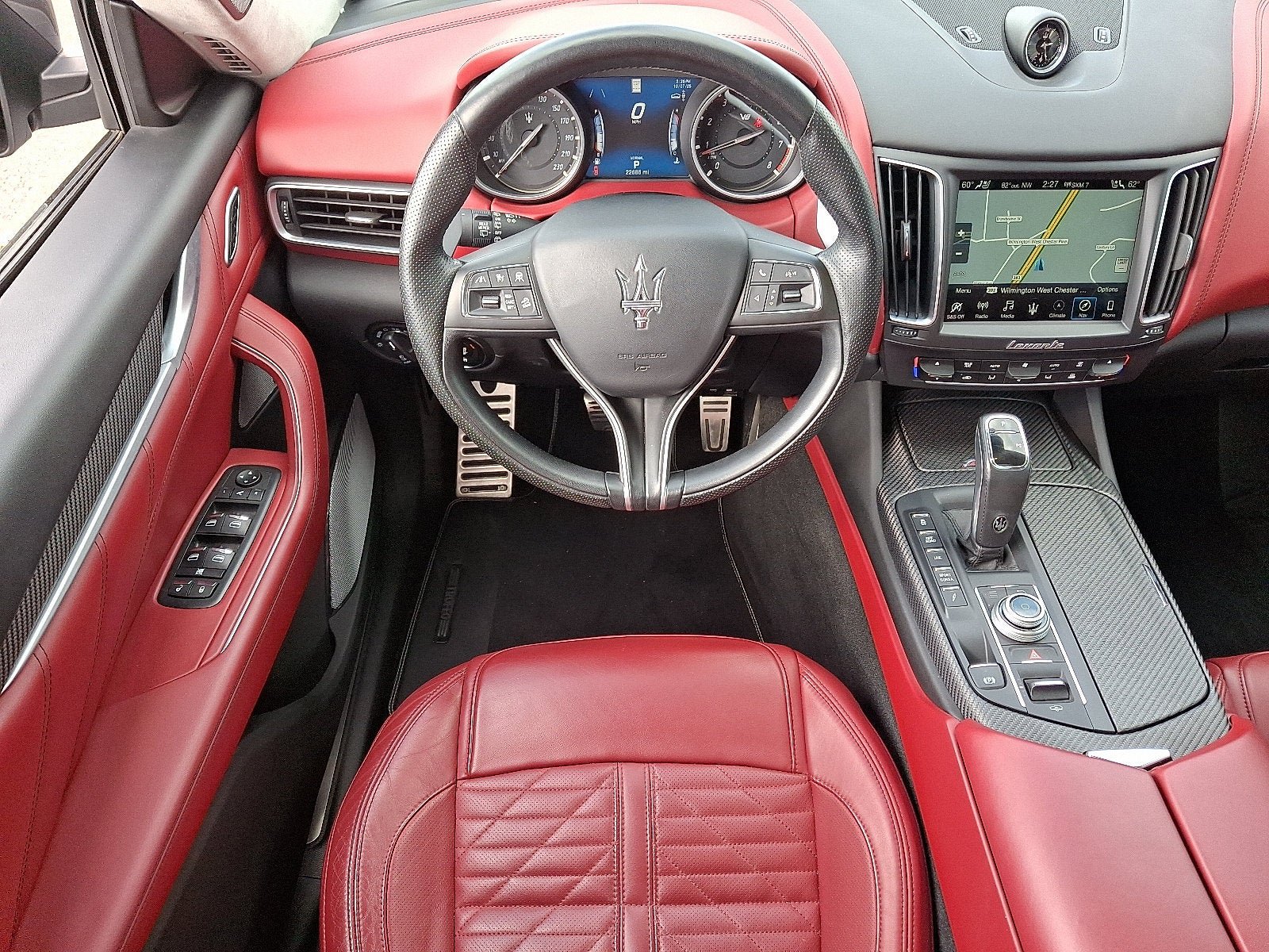 Used 2019 Maserati Levante Trofeo AWD/4WD image 11