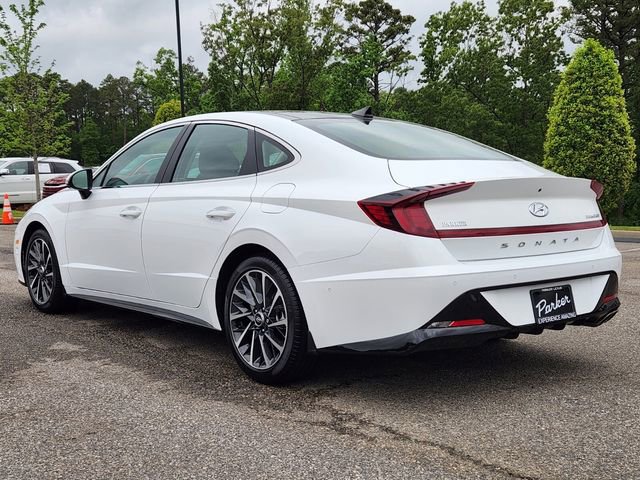 Used 2023 Hyundai Sonata Limited w/ Preferred Accessory Package FWD image 3