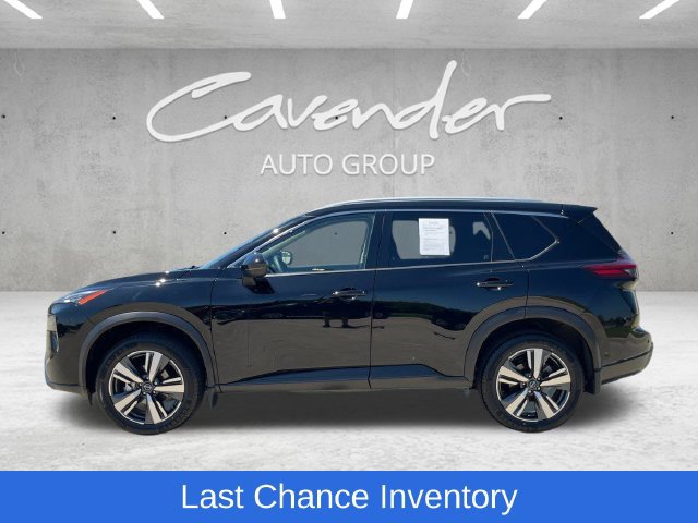 Certified 2025 Nissan Rogue SL AWD/4WD image 13