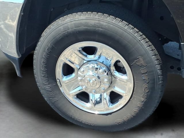 Used 2023 RAM 2500 Tradesman w/ Chrome Appearance Group AWD/4WD image 16