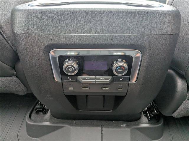 New 2026 GMC Yukon XL AT4 w/ AT4 Premium Plus Package AWD/4WD image 18