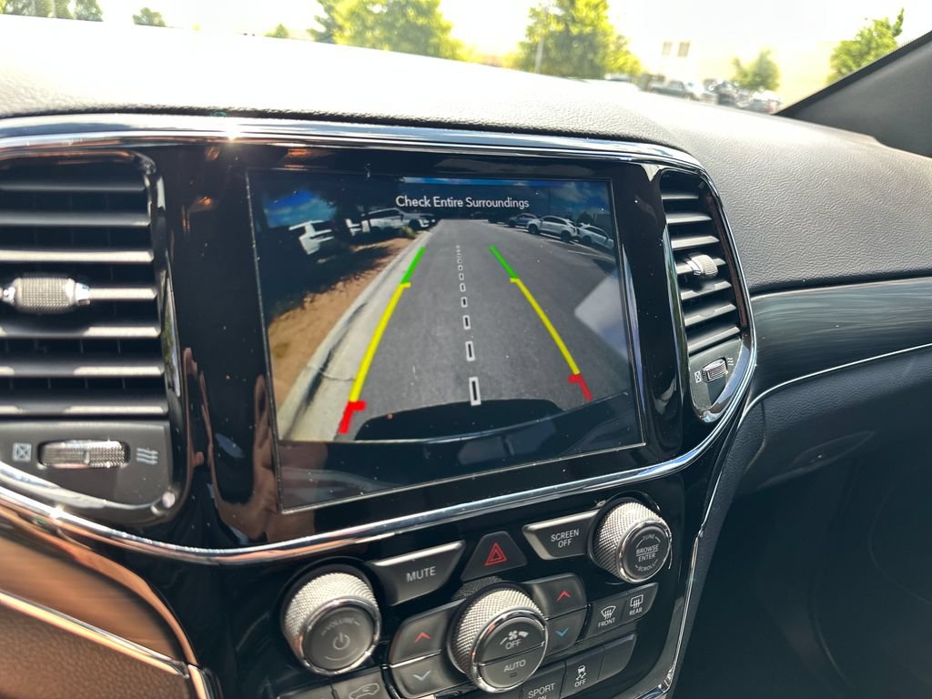 Used 2020 Jeep Grand Cherokee Limited RWD image 28