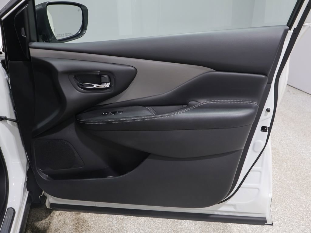Used 2023 Nissan Murano SV AWD/4WD image 23