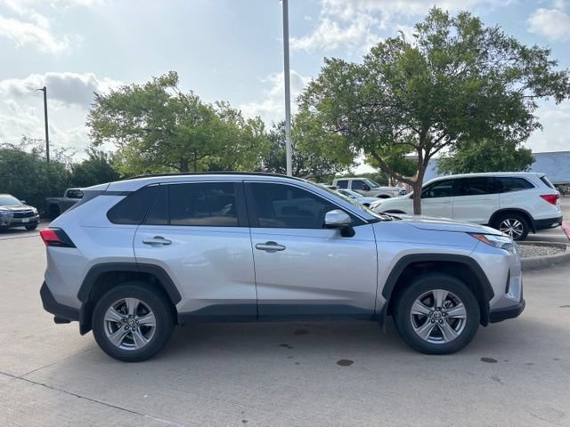 Used 2024 Toyota RAV4 XLE FWD image 4