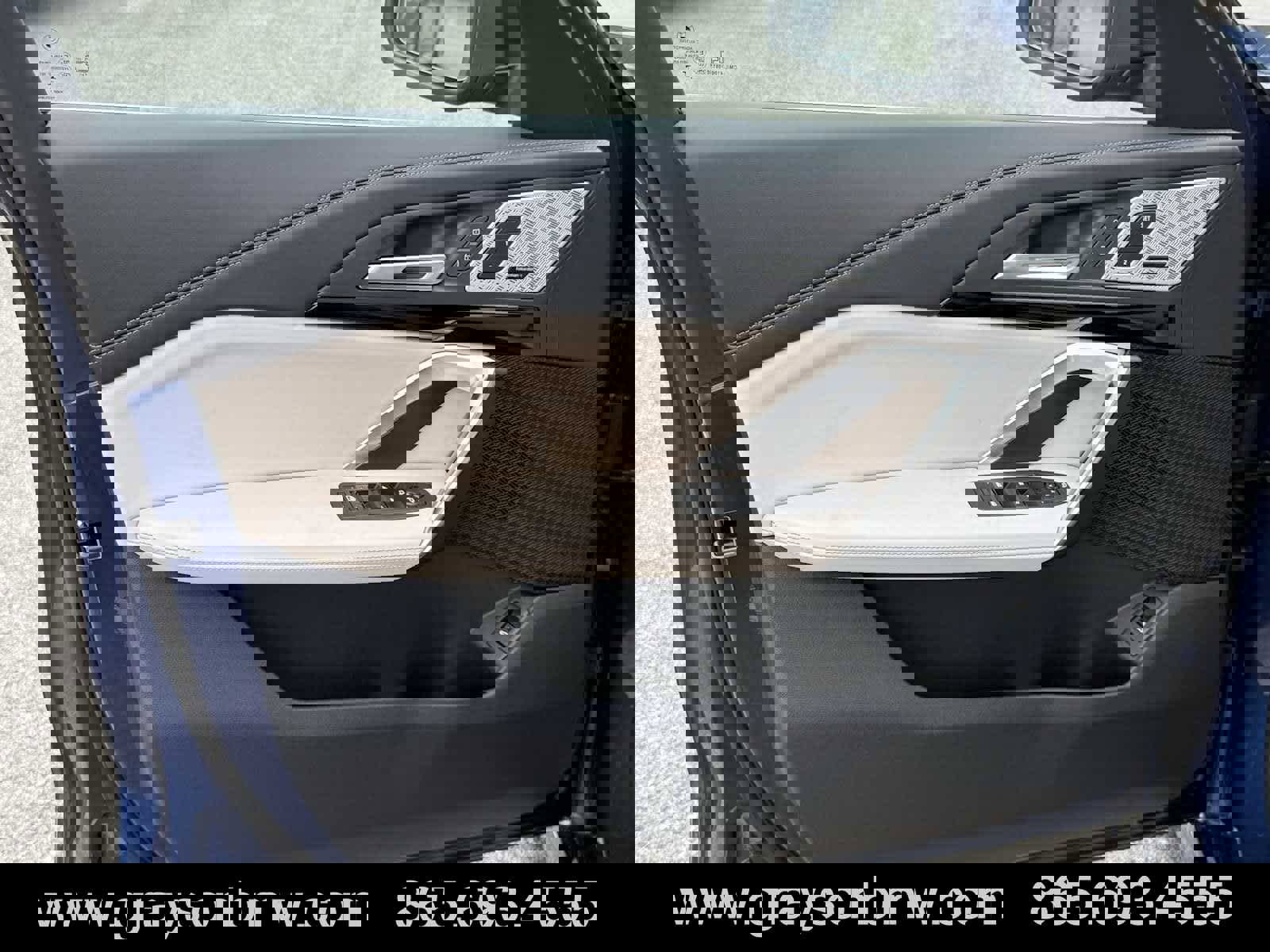 Used 2025 BMW X1 xDrive28i w/ Premium Package image 13