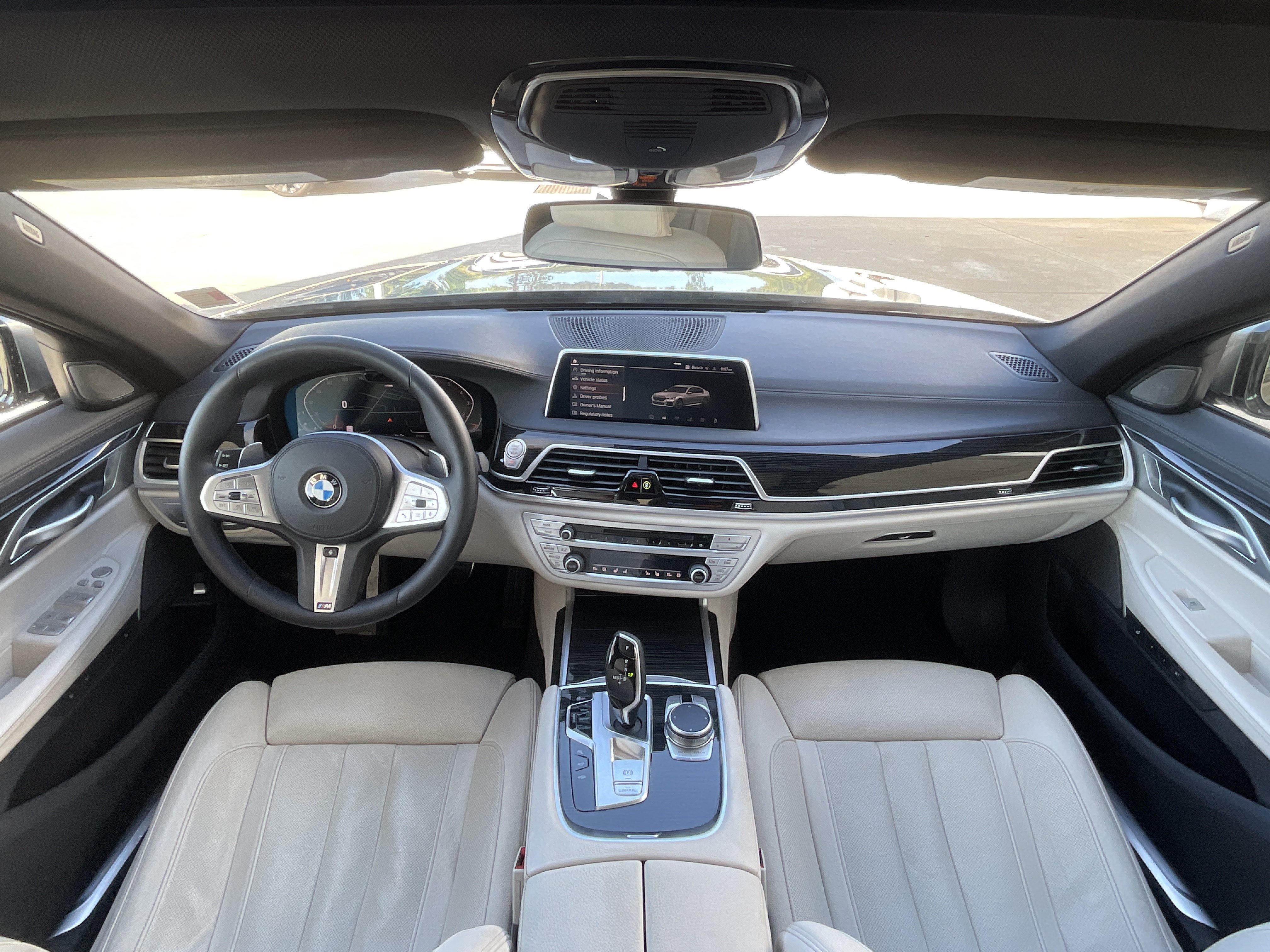 Used 2020 BMW 740i w/ M Sport Package RWD image 12