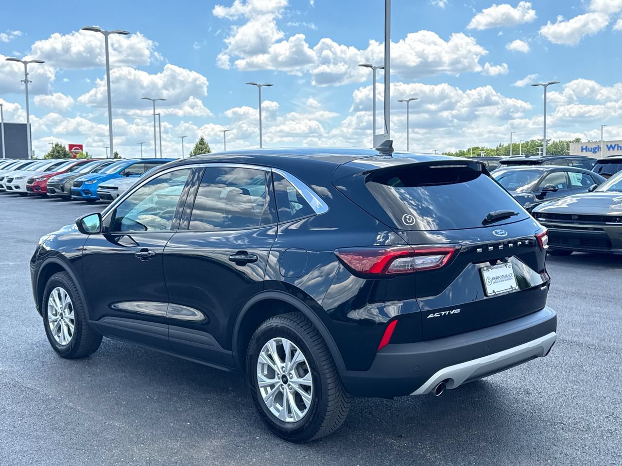 Used 2023 Ford Escape Active w/ Tech Pack #1 AWD/4WD image 5
