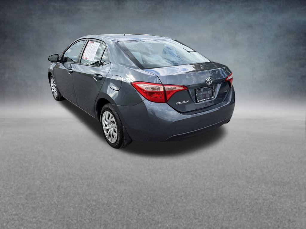 Used 2018 Toyota Corolla LE FWD image 3