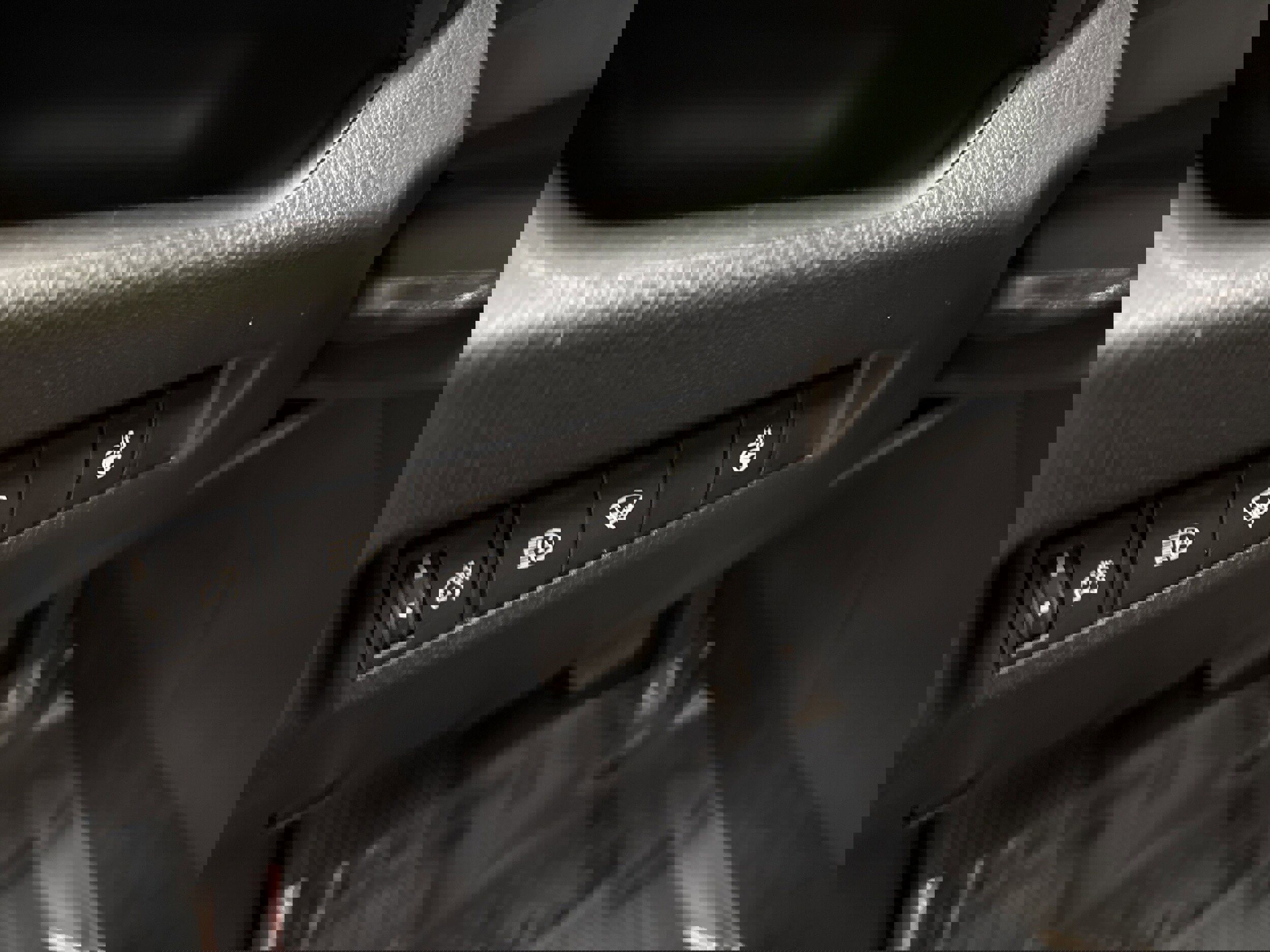 Used 2022 Toyota RAV4 XLE w/ XLE Grade Weather Package image 27