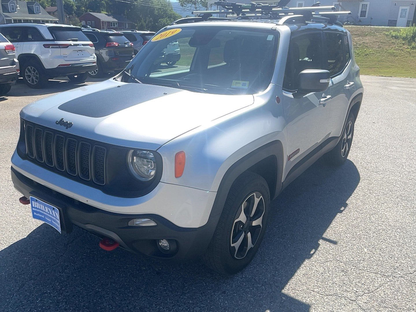 Used 2019 Jeep Renegade Trailhawk w/ LED Lighting Group AWD/4WD image 1