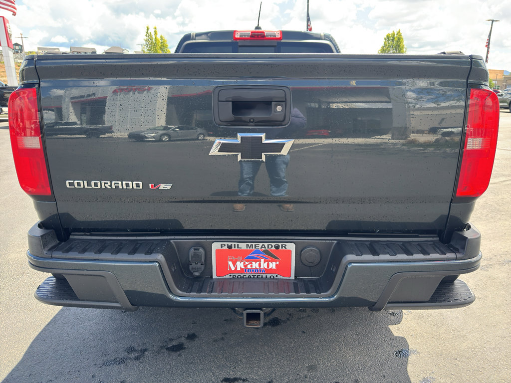 Used 2018 Chevrolet Colorado Z71 AWD/4WD image 3