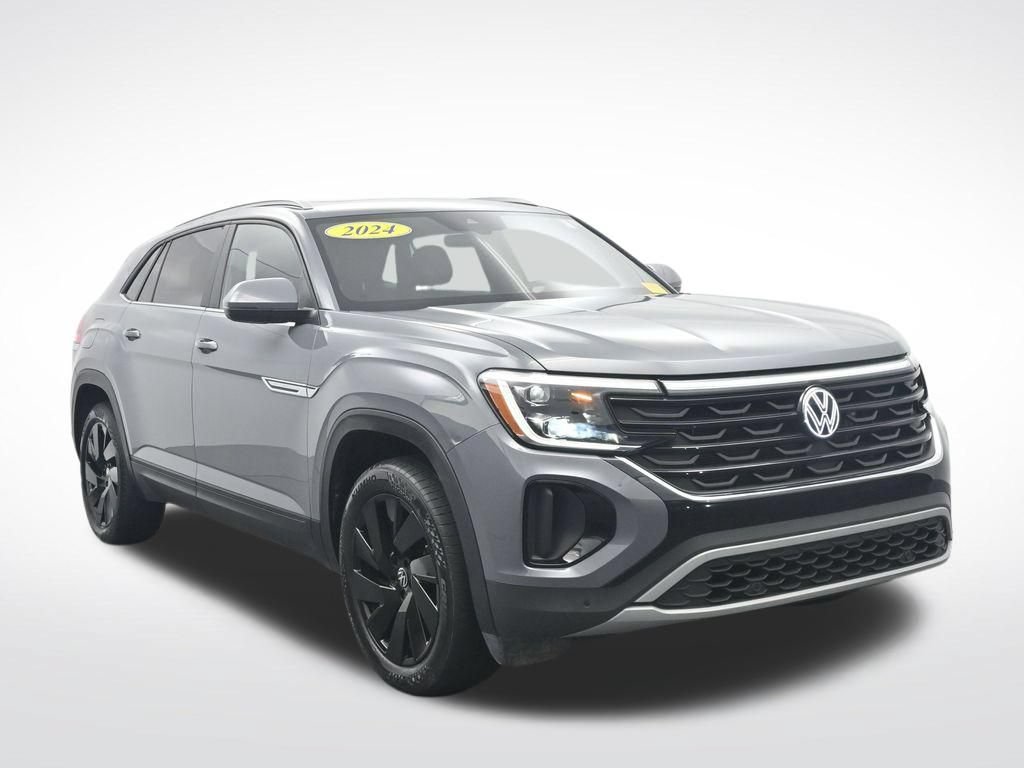 Used 2024 Volkswagen Atlas Cross Sport SE w/ Panoramic Sunroof Package AWD/4WD image 3