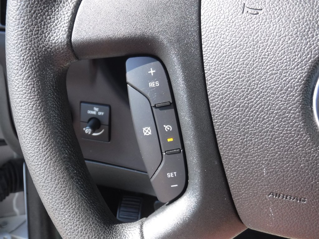 Used 2020 Chevrolet Express 3500 LT w/ LT Preferred Equipment Group RWD image 18
