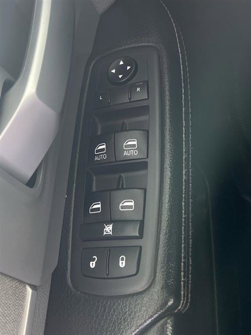 Used 2021 RAM 2500 Big Horn image 32