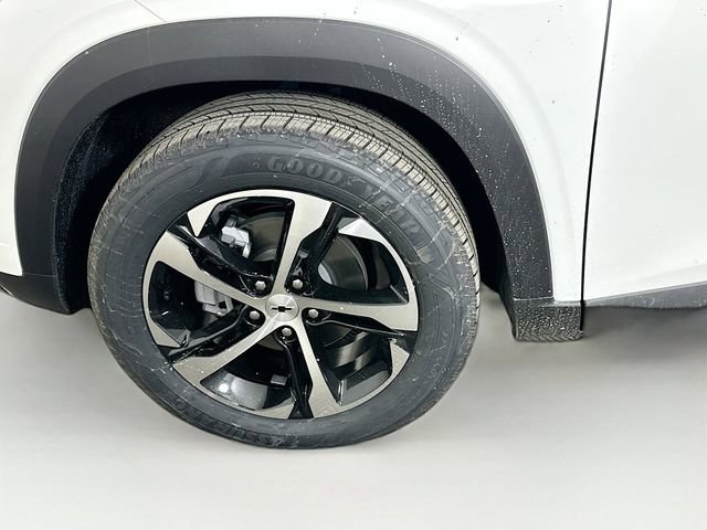 New 2026 Chevrolet Trax RS w/ Driver Confidence Package image 18