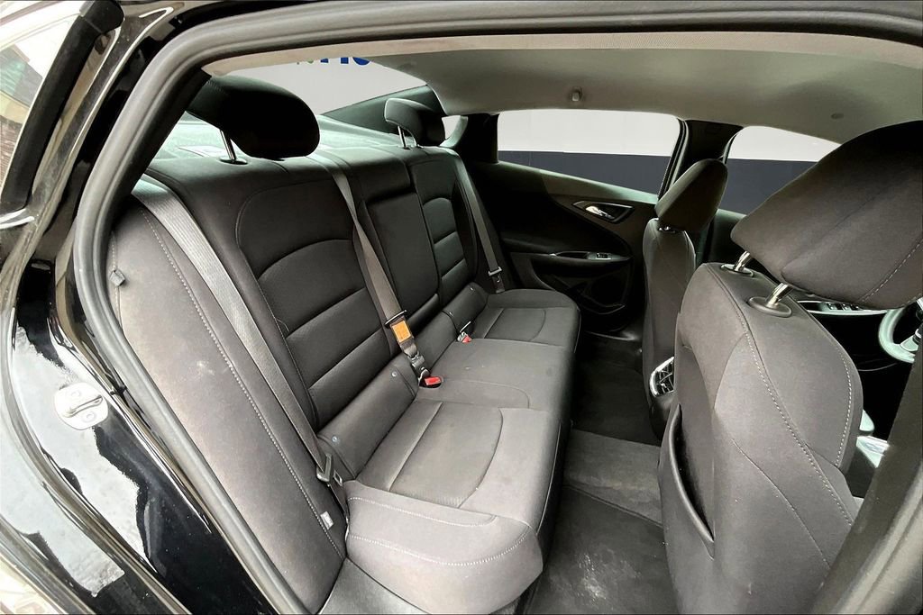 Used 2024 Chevrolet Malibu LT image 23