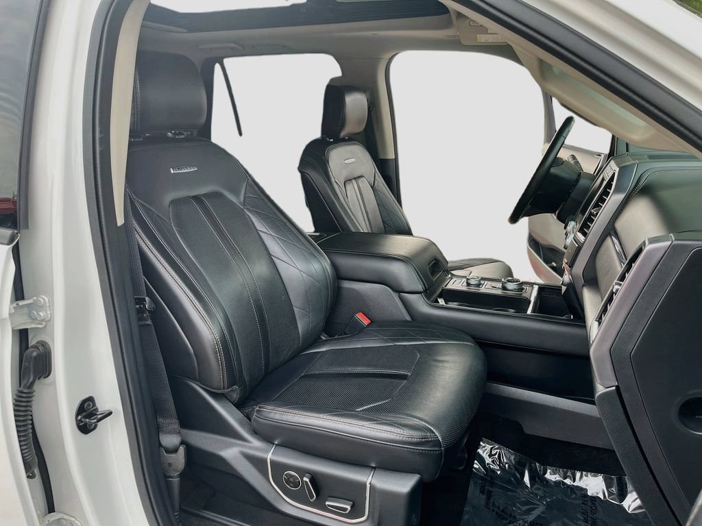 Used 2020 Ford Expedition Max Platinum AWD/4WD image 32