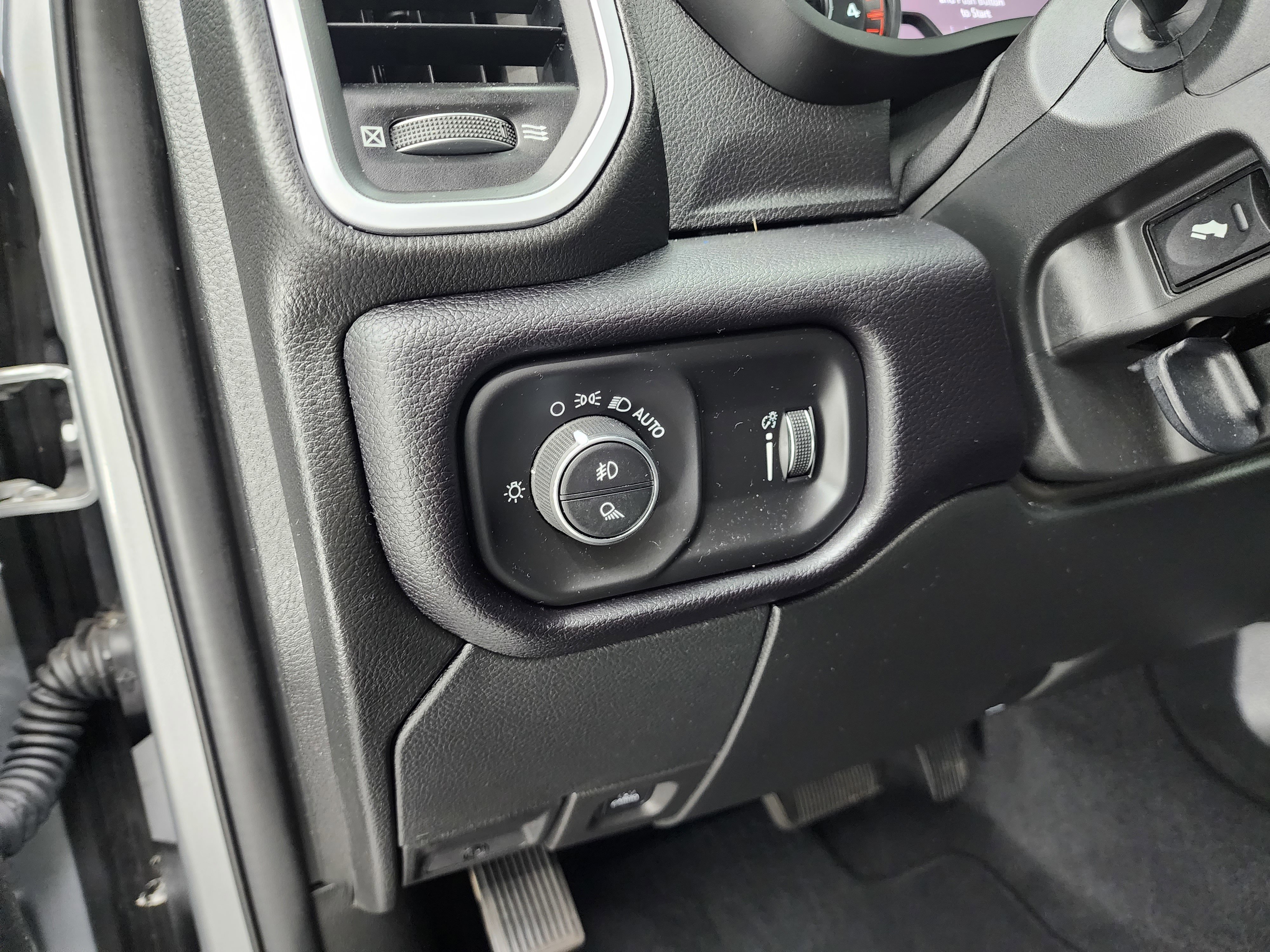 Used 2022 RAM 3500 Big Horn w/ Level B Equipment Group image 47