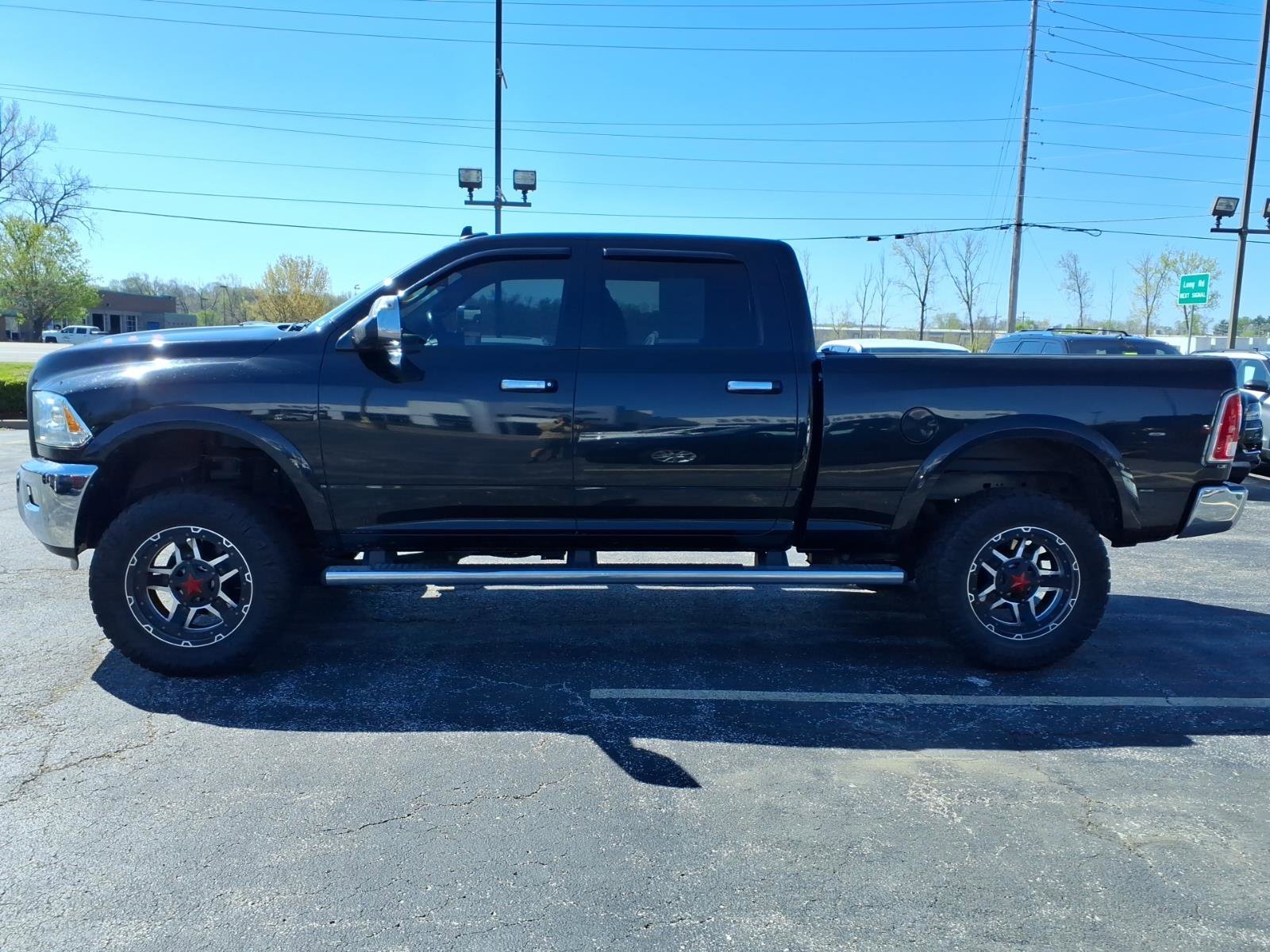 Used 2017 RAM 2500 Laramie AWD/4WD image 5