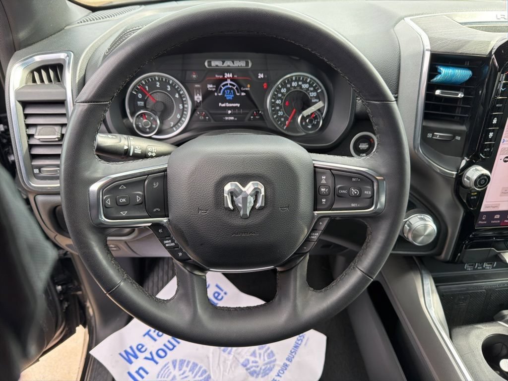 Used 2025 RAM 1500 Laramie AWD/4WD image 21