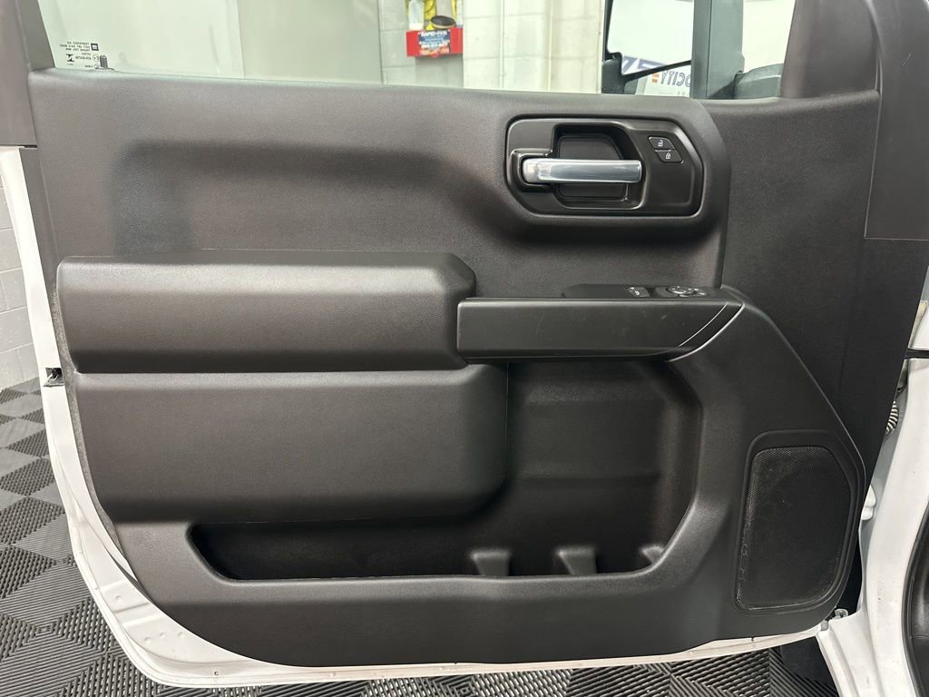 Used 2025 Chevrolet Silverado 1500 W/T w/ WT Value Package image 18