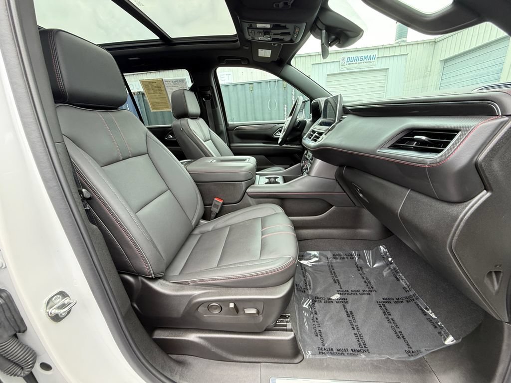 Used 2023 Chevrolet Tahoe RST w/ Luxury Package AWD/4WD image 28