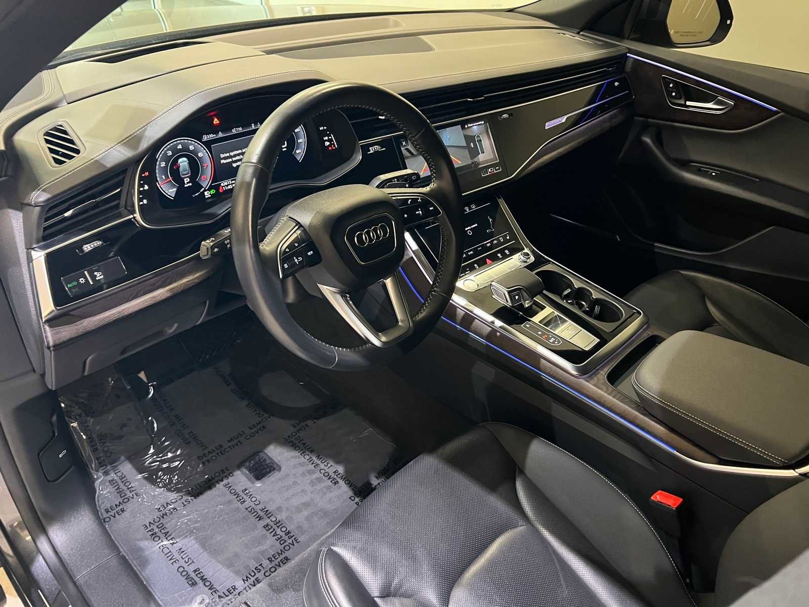 Used 2020 Audi Q8 Prestige image 2