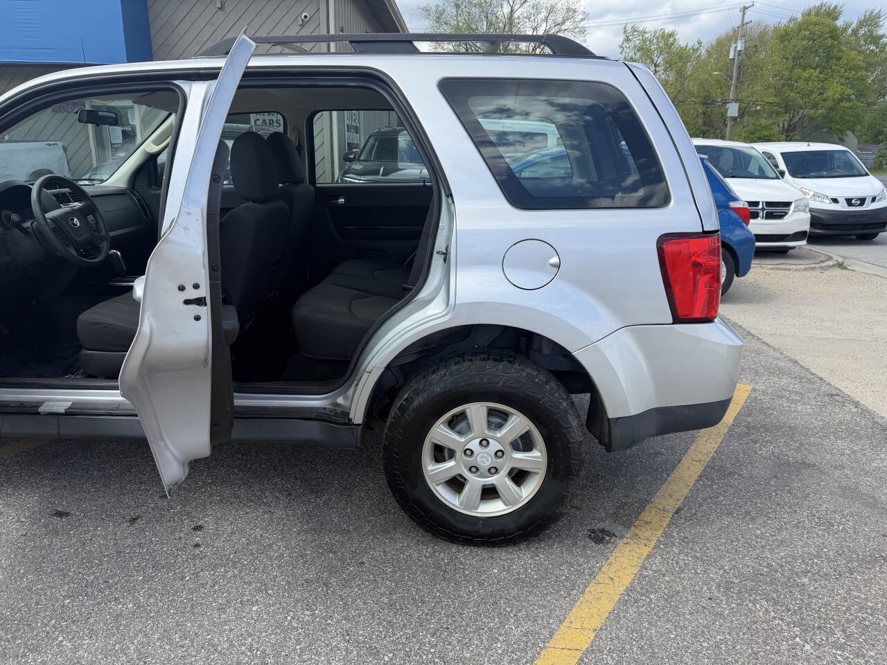 Used 2011 MAZDA Tribute i Sport FWD image 19