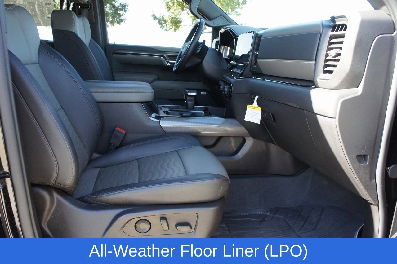 Used 2024 Chevrolet Silverado 1500 ZR2 w/ Technology Package image 44