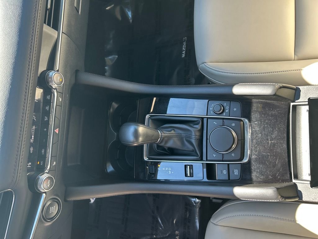 Used 2024 MAZDA MAZDA3 s image 17