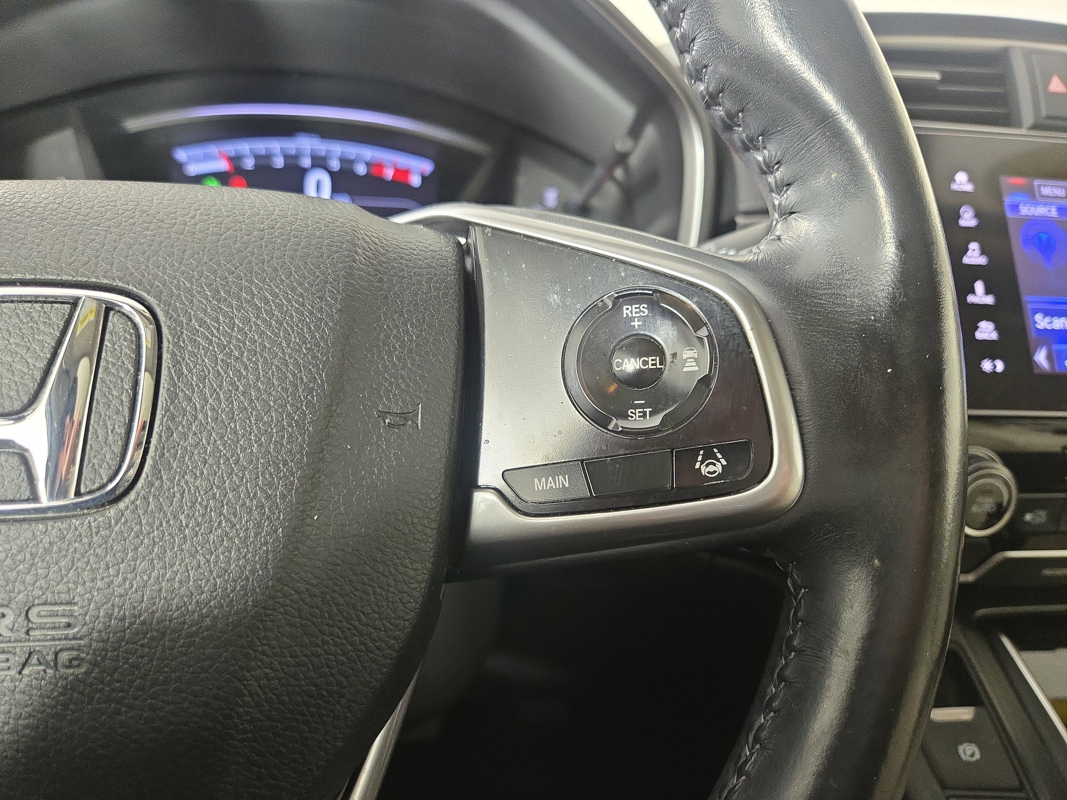 Used 2019 Honda CR-V Touring image 16