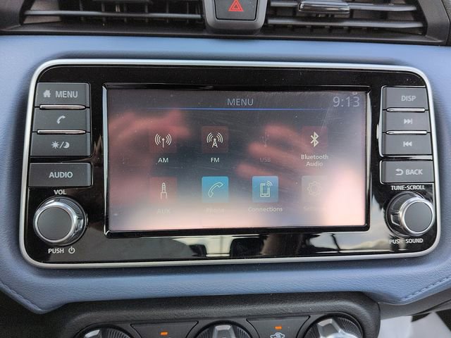 Used 2025 Nissan Versa SV image 19