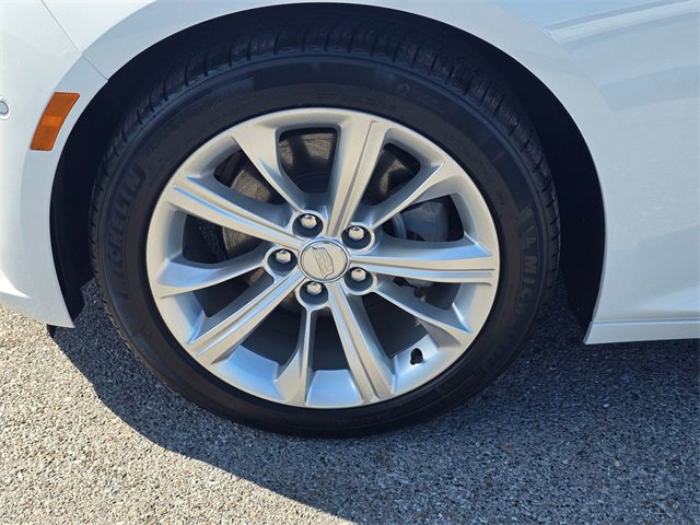 Used 2025 Cadillac CT5 Premium Luxury image 9