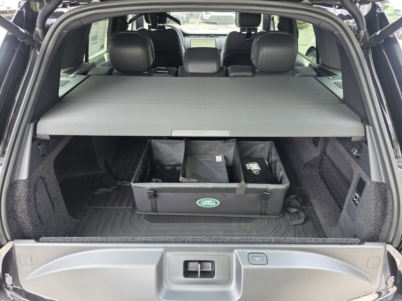 New 2026 Land Rover Range Rover SE AWD/4WD image 15
