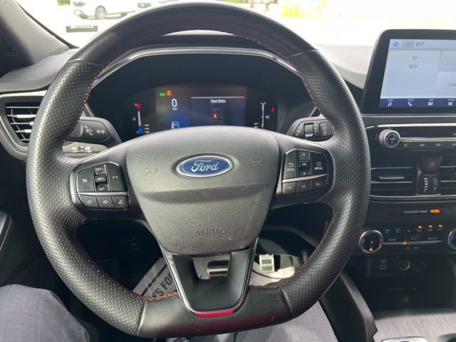 Used 2023 Ford Escape ST-Line w/ Equipment Group 301A FWD image 16