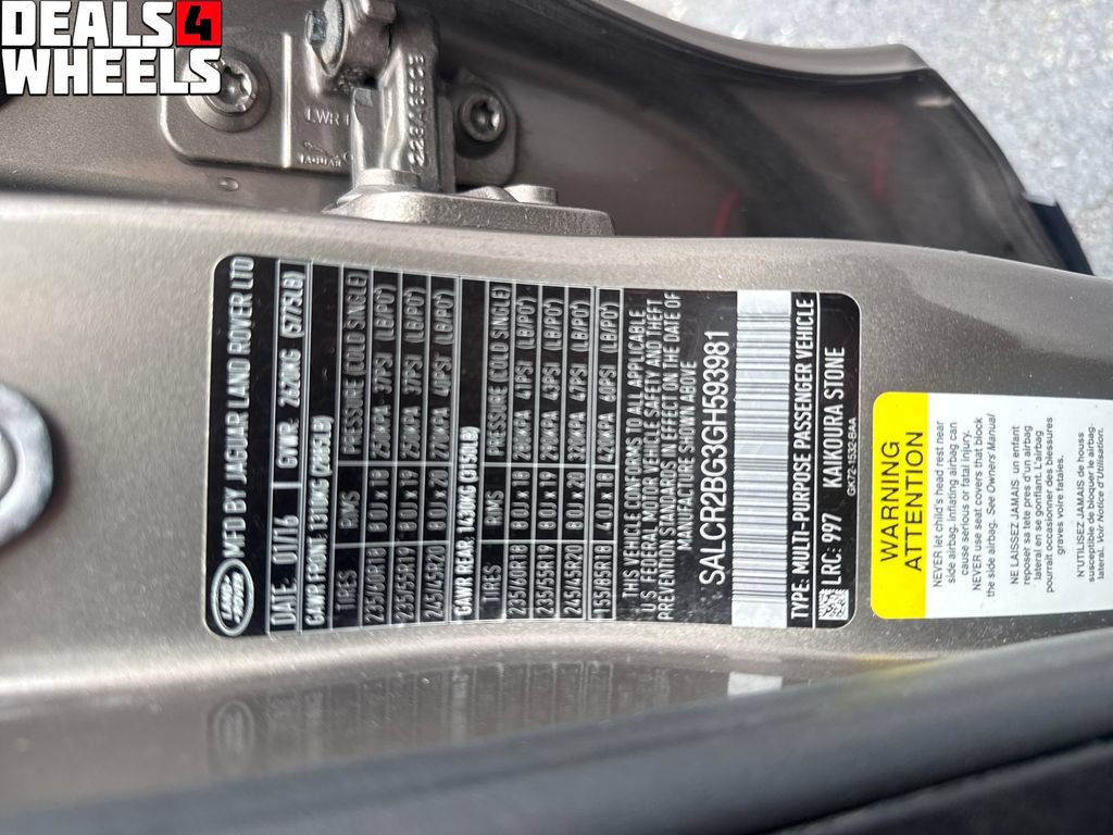 Used 2016 Land Rover Discovery Sport HSE AWD/4WD image 30