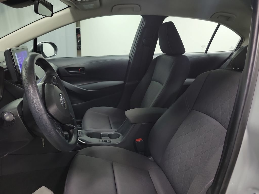 Used 2023 Toyota Corolla LE FWD image 12