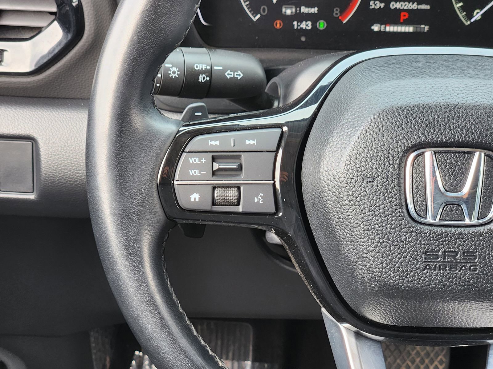 Certified 2024 Honda Pilot Touring image 32