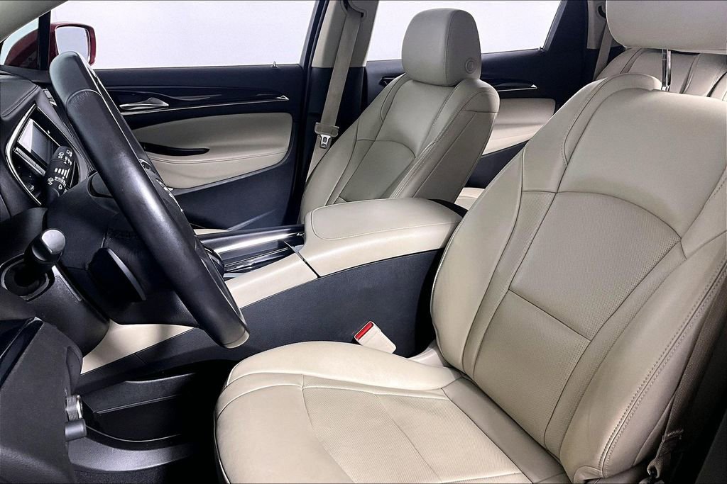 Used 2020 Buick Enclave Essence FWD image 23