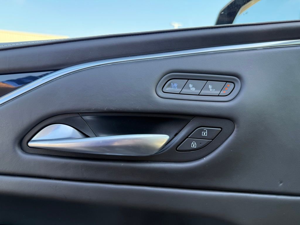 Used 2023 Cadillac Escalade V image 8