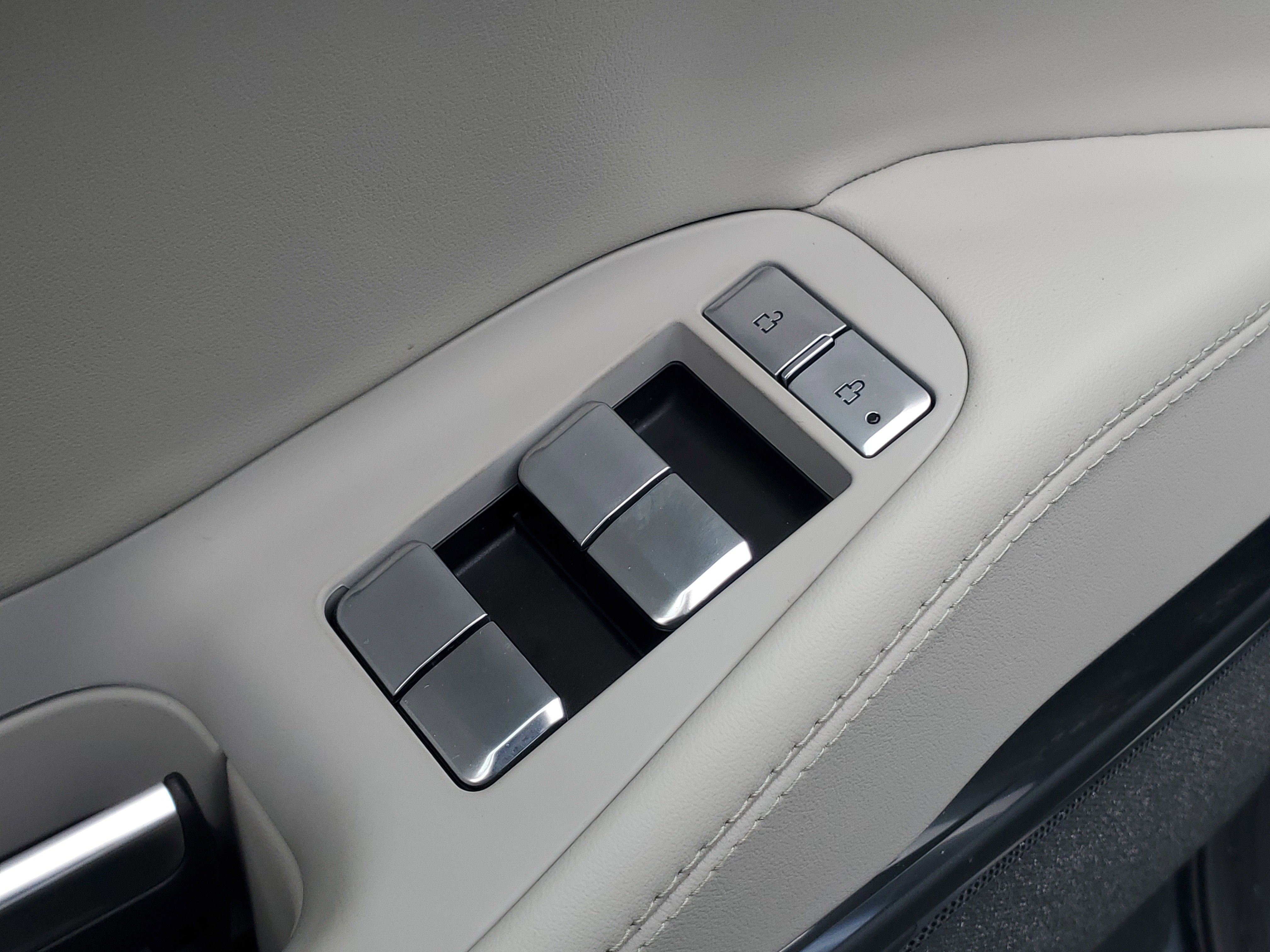 New 2026 Lincoln Navigator Reserve w/ Jet Appearance Package image 10
