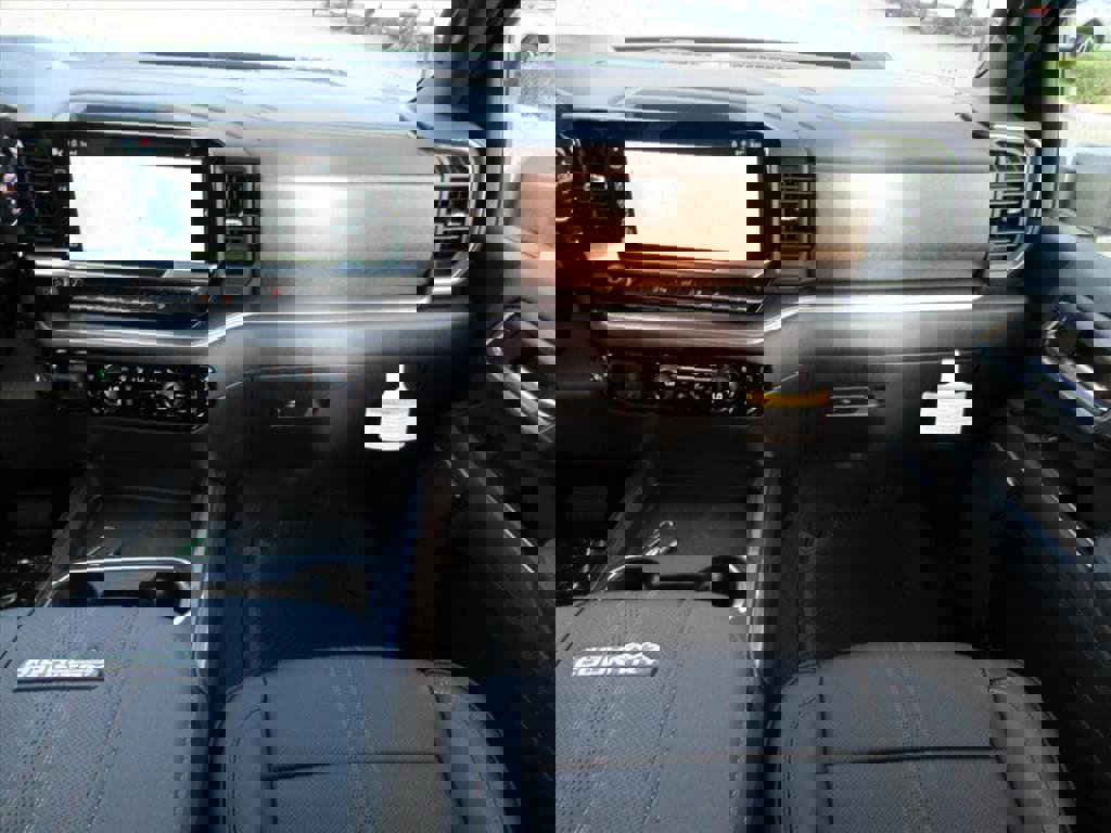 New 2026 Chevrolet Silverado 3500 High Country w/ Midnight Edition image 16