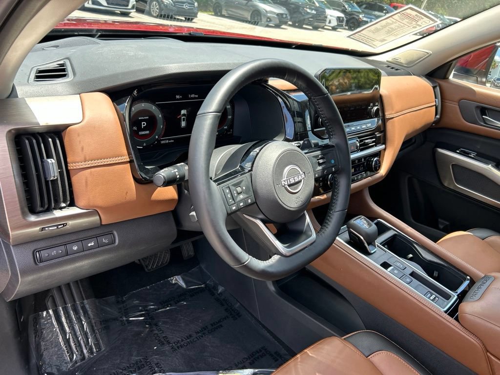 Certified 2025 Nissan Pathfinder Platinum w/ Cargo Package FWD image 24