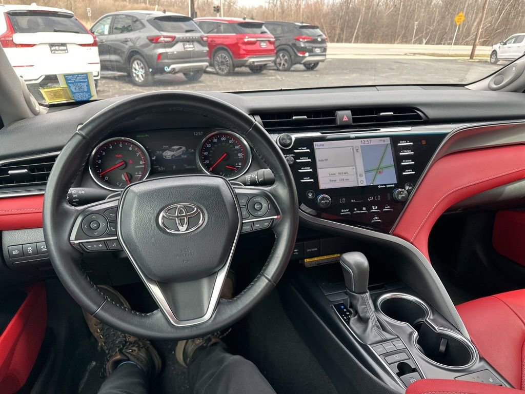 Used 2019 Toyota Camry XSE image 14