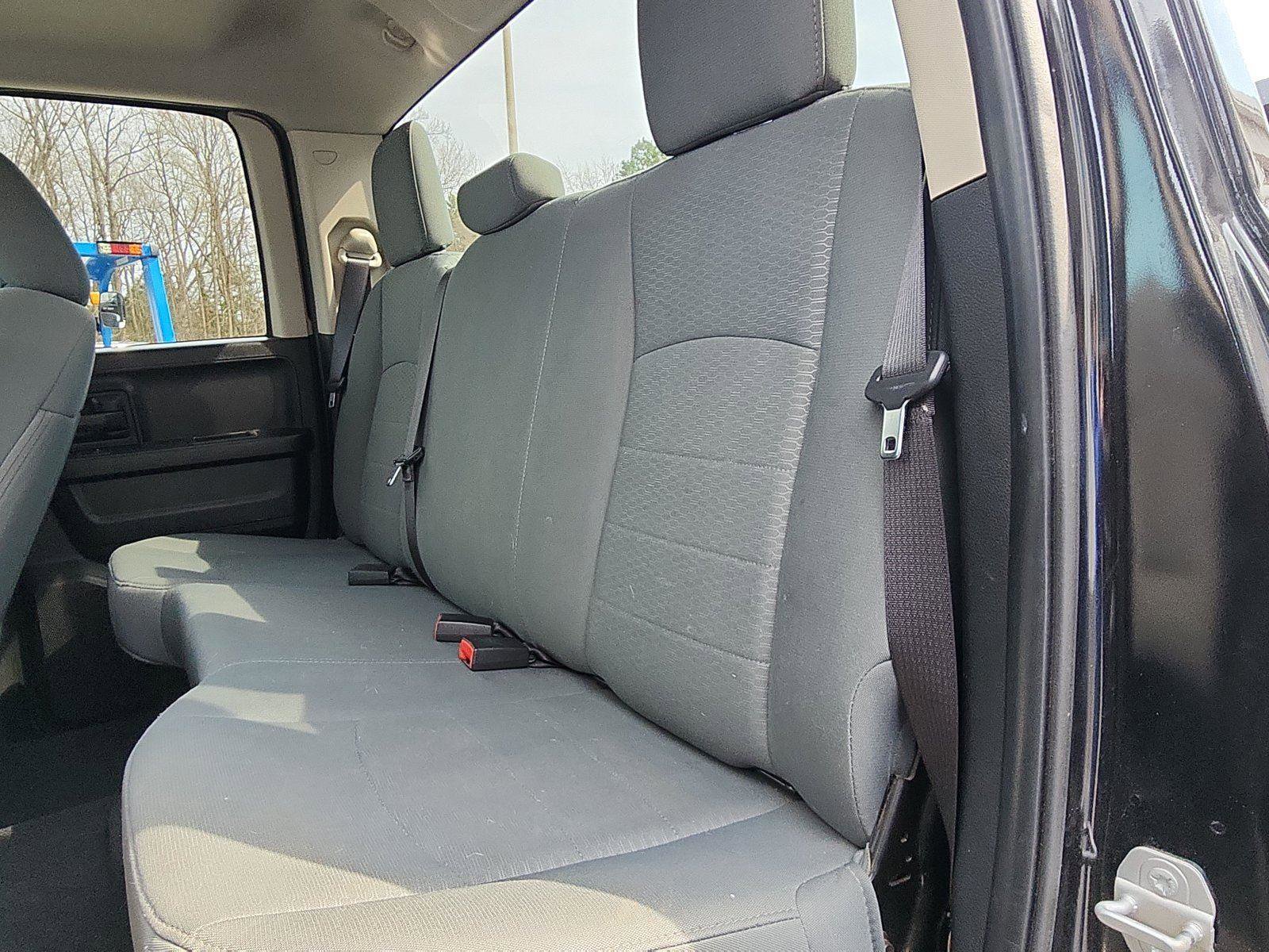 Used 2015 RAM 1500 Express image 19