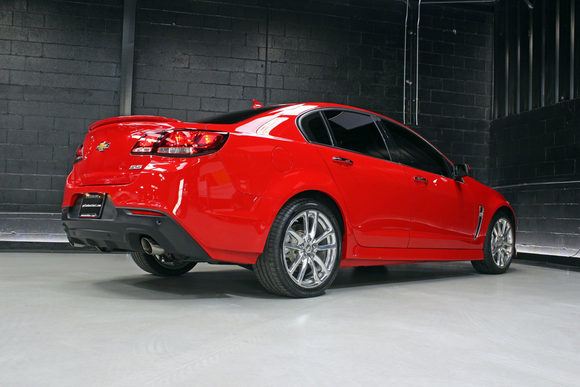 Used 2014 Chevrolet SS RWD image 17