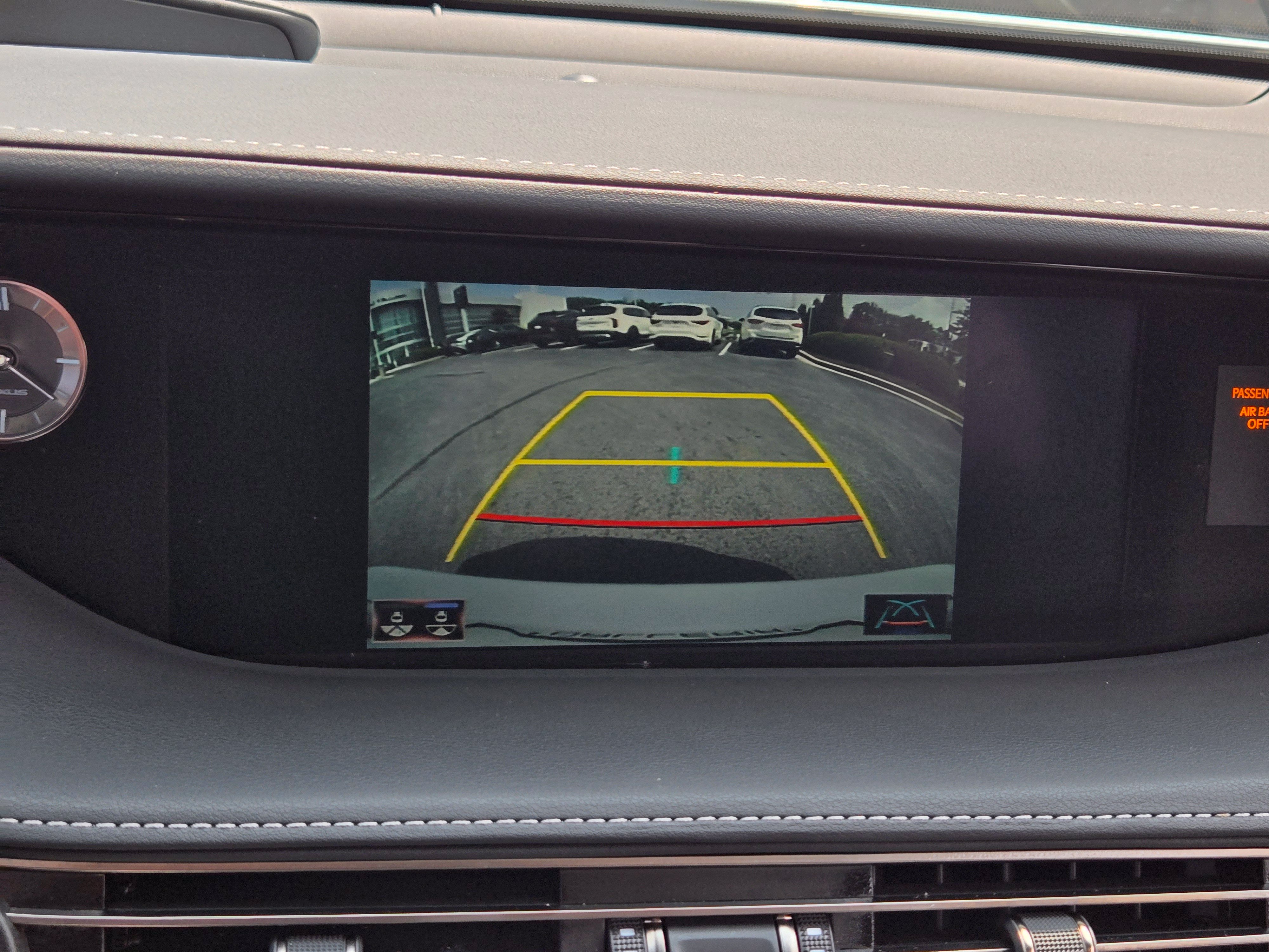 Used 2019 Lexus LS 500 w/ Accessory Package (Z1) RWD image 22